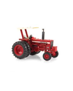 1/32 Farmall 856 WF with ROPS & Canopy